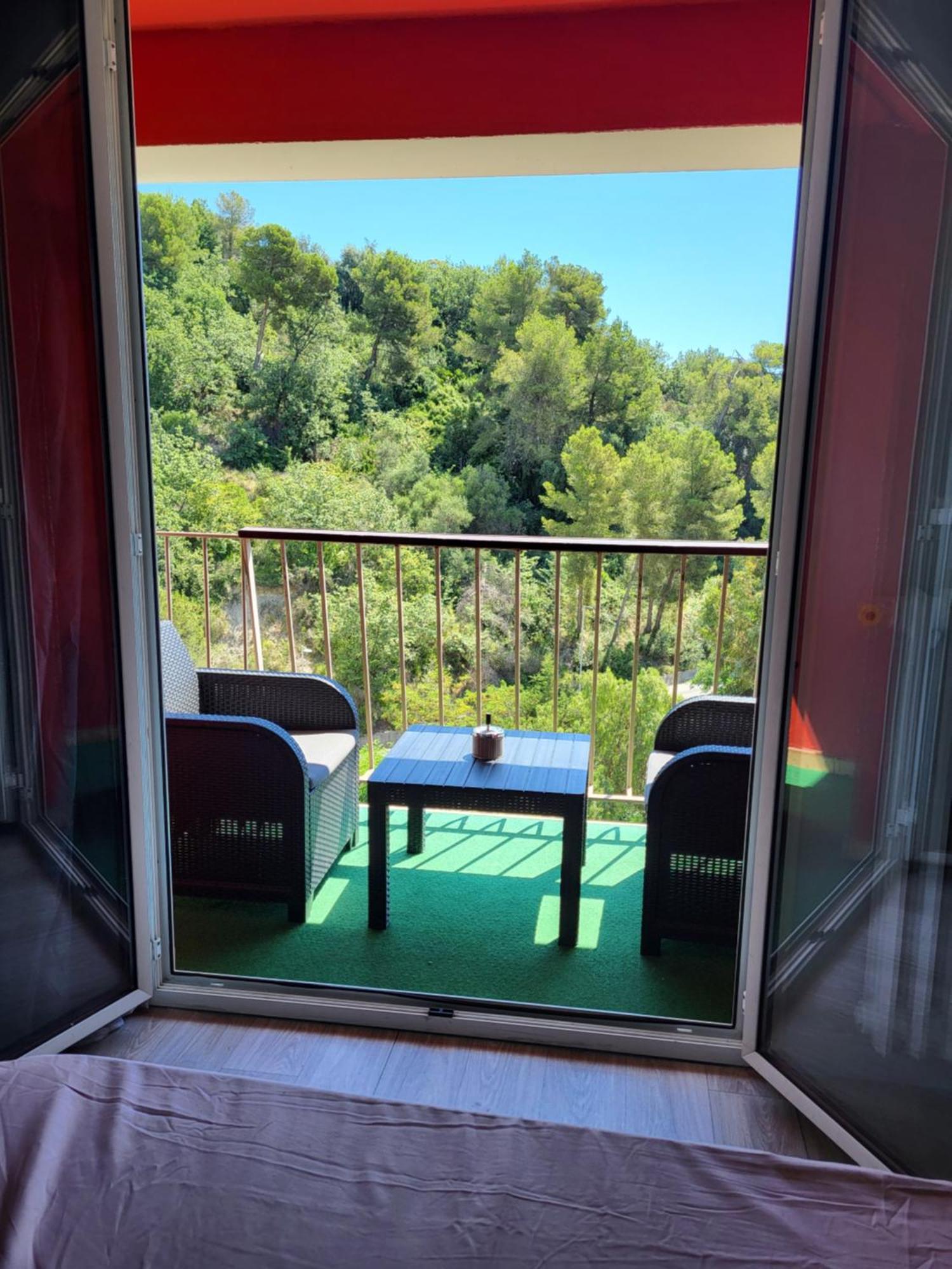 Private Room-2 In Hannana Apartment- 2 Min Walk To Tram 12 Min To Nice Train Station 15 Min To Massena Place Kültér fotó